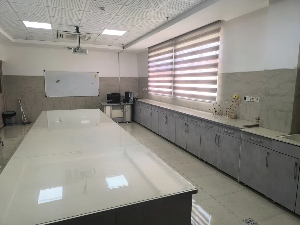 LAB (3)